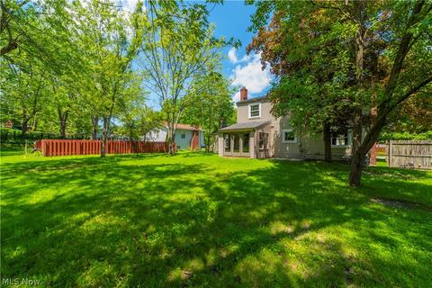2271 David Ave, Parma, OH 44134 photo 5