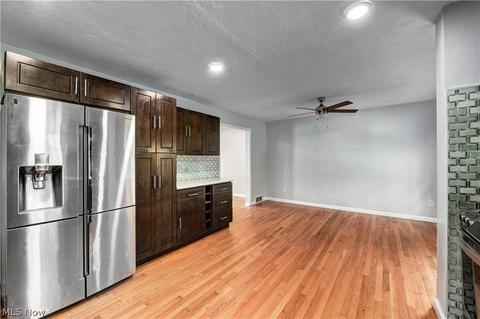 2271 David Ave, Parma, OH 44134 photo 14