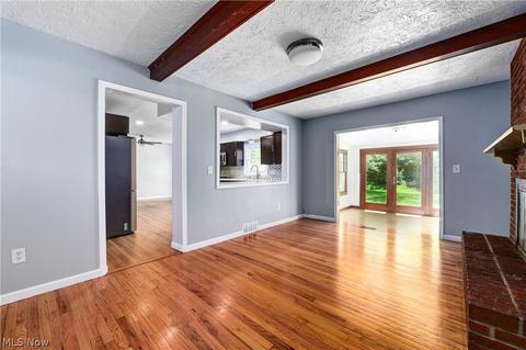 2271 David Ave, Parma, OH 44134 photo 12