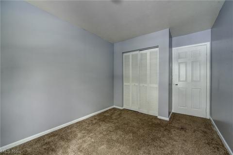 2271 David Ave, Parma, OH 44134 photo 24