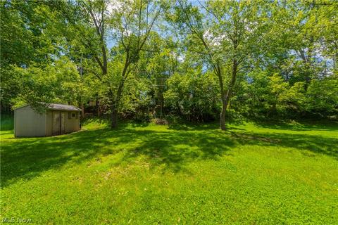 2271 David Ave, Parma, OH 44134 photo 6