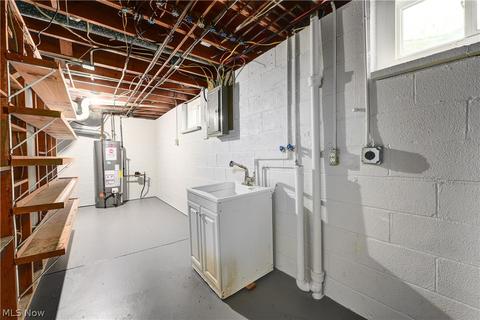 2271 David Ave, Parma, OH 44134 photo 33