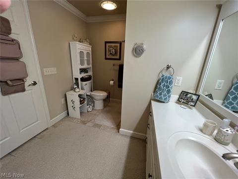 233 Pinehurst Dr, Dover, OH 44622 photo 19