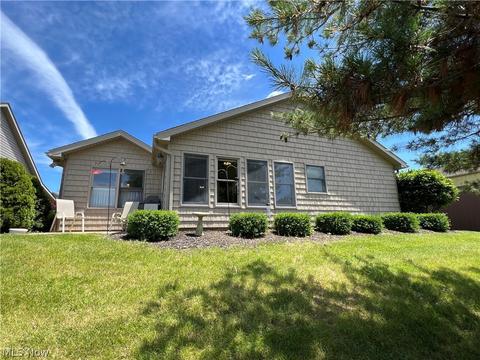 233 Pinehurst Dr, Dover, OH 44622 photo 13