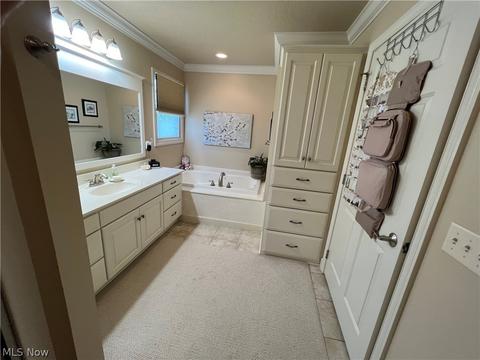 233 Pinehurst Dr, Dover, OH 44622 photo 21