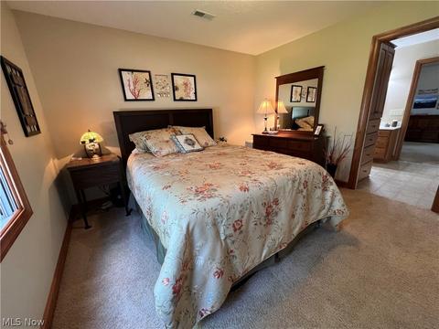 233 Pinehurst Dr, Dover, OH 44622 photo 23