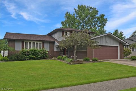 2771 Brian Dr, Parma, OH 44134 photo 1