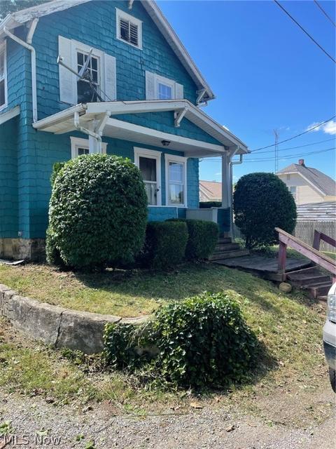 1239 Ford Ct NW, Canton, OH 44708 photo 2