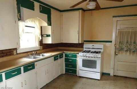 1239 Ford Ct NW, Canton, OH 44708 photo 11