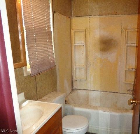1239 Ford Ct NW, Canton, OH 44708 photo 9
