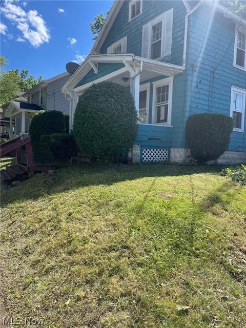 1239 Ford Ct NW, Canton, OH 44708 photo 3