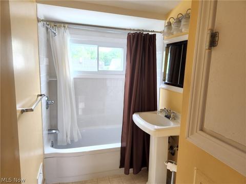 2369 E 290th St, Wickliffe, OH 44092 photo 24