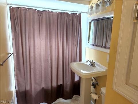 2369 E 290th St, Wickliffe, OH 44092 photo 25