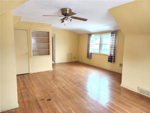 2369 E 290th St, Wickliffe, OH 44092 photo 22
