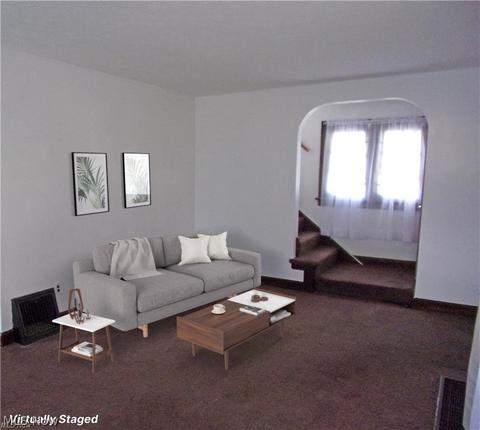 833 Ranney St, Akron, OH 44310 photo 4