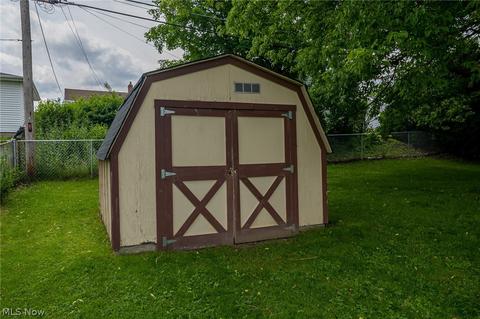 3399 Hetzel Dr, Parma, OH 44134 photo 32