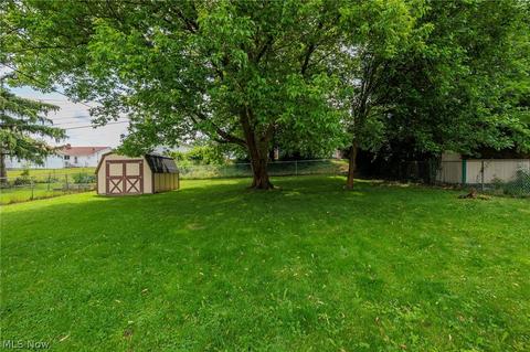 3399 Hetzel Dr, Parma, OH 44134 photo 31