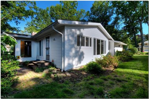 5366 Chickadee Ln, Lyndhurst, OH 44124 photo 23