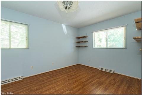 5366 Chickadee Ln, Lyndhurst, OH 44124 photo 16