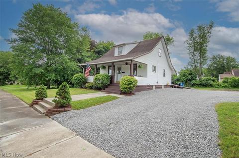 58 Harvey St, Struthers, OH 44471 photo 21