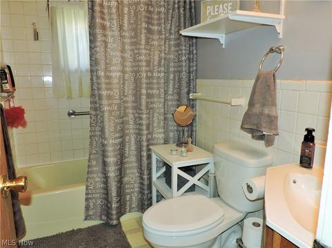 306 Roosevelt Ave, Elyria, OH 44035 photo 12