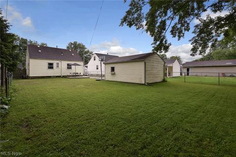 634 Eastern Heights Blvd, Elyria, OH 44035 photo 25