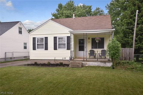634 Eastern Heights Blvd, Elyria, OH 44035 photo 1