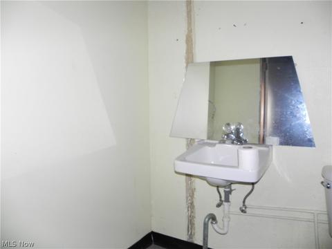 853 Livermore Ln, Elyria, OH 44035 photo 18