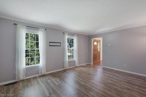 34741 S Side Park Dr, Solon, OH 44139 photo 5