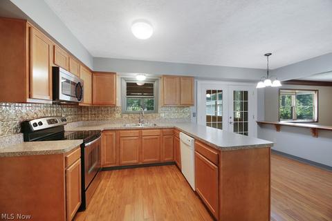 34741 S Side Park Dr, Solon, OH 44139 photo 12