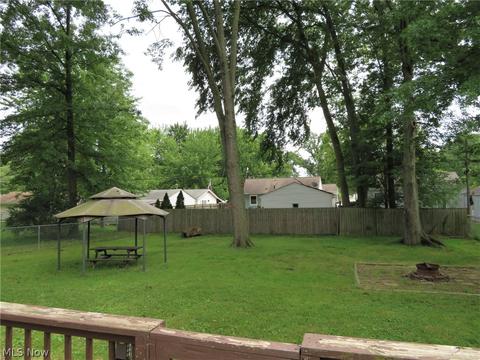 641 Eastern Heights Blvd, Elyria, OH 44035 photo 3