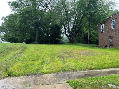1149 W 9th St, Ashtabula, OH 44004 photo 11