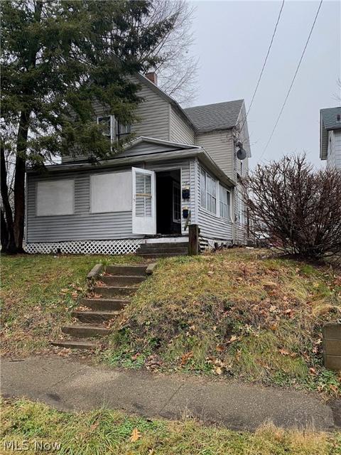701 Upson St, Akron, OH 44305 photo 1
