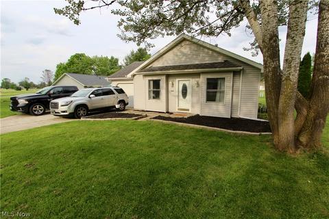 360 Hickory Run, Lagrange, OH 44050 photo 8