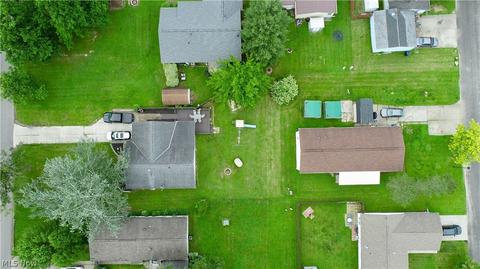 360 Hickory Run, Lagrange, OH 44050 photo 4