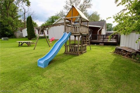 360 Hickory Run, Lagrange, OH 44050 photo 9