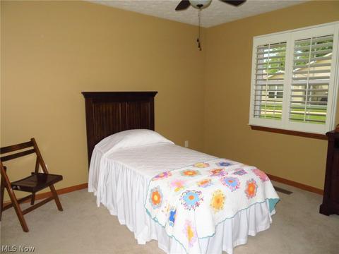 210 S Gln, Elyria, OH 44035 photo 12