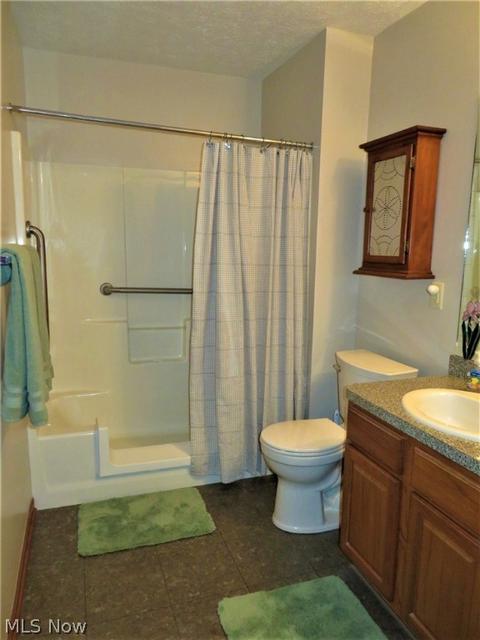 210 S Gln, Elyria, OH 44035 photo 9