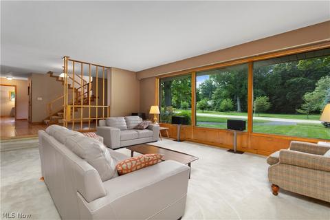 605 Washington Ave, Elyria, OH 44035 photo 5
