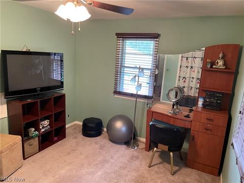 30 Cathy Way, Youngstown, OH 44512 photo 4
