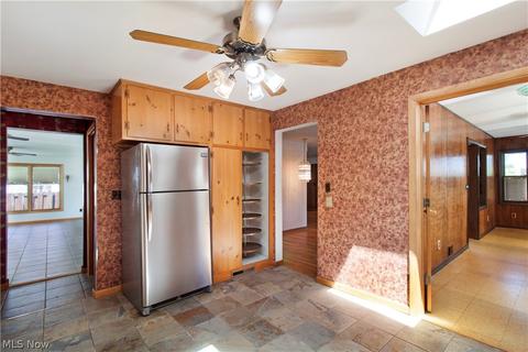 433 Poplar St, Elyria, OH 44035 photo 11