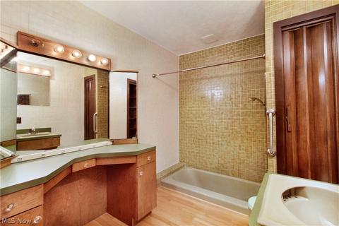 433 Poplar St, Elyria, OH 44035 photo 15