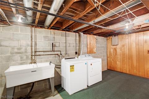 433 Poplar St, Elyria, OH 44035 photo 23