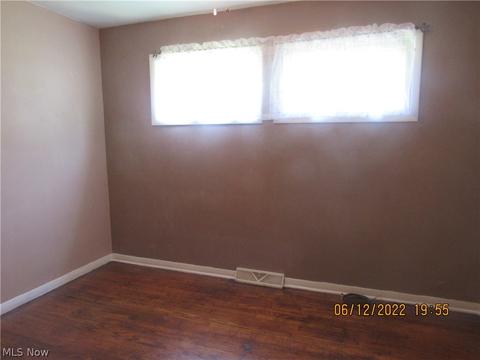 5108 Benefit Ave, Ashtabula, OH 44004 photo 5