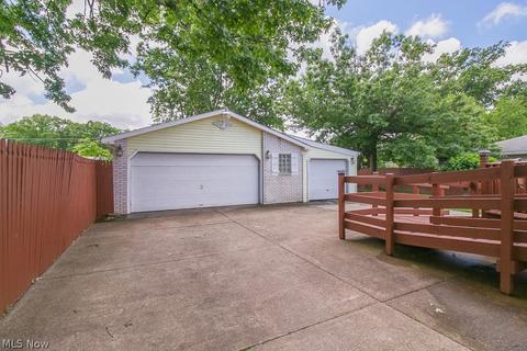 1860 E 37th St, Lorain, OH 44055 photo 32