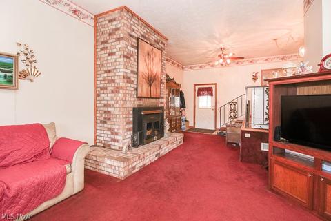 1860 E 37th St, Lorain, OH 44055 photo 13