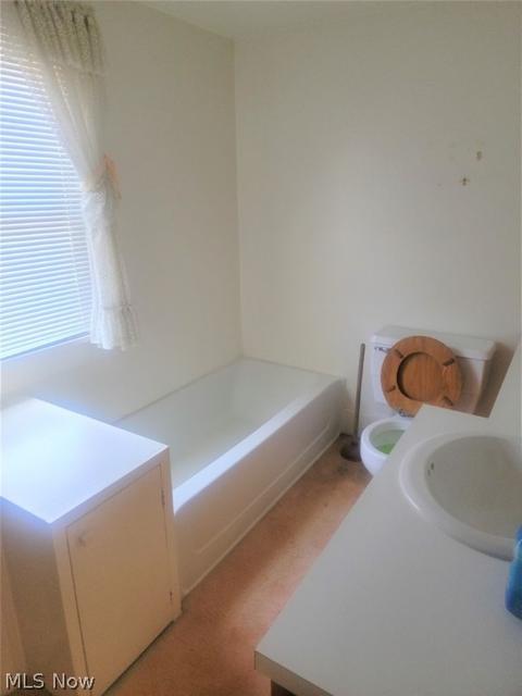 137 E 10th St, Dover, OH 44622 photo 22