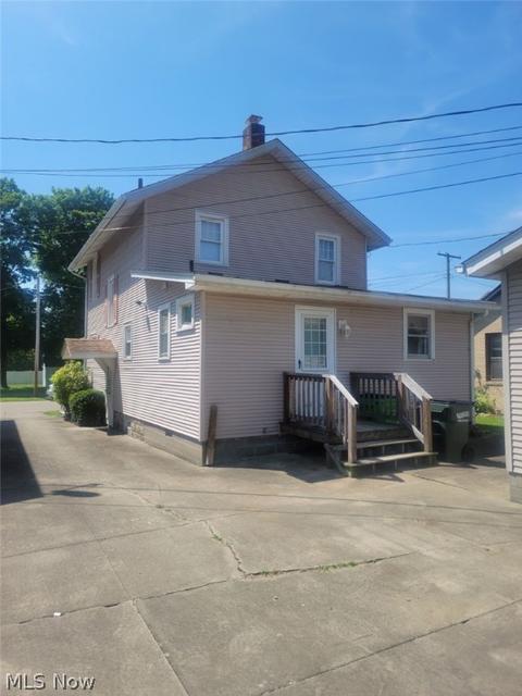137 E 10th St, Dover, OH 44622 photo 2