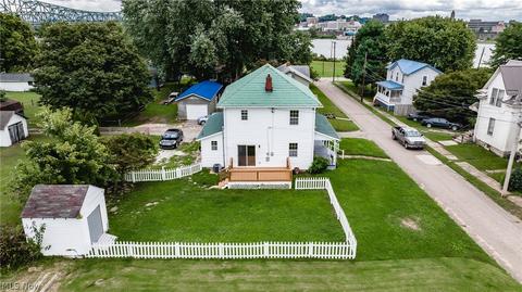 308 Scott Ave, Belpre, OH 45714 photo 3