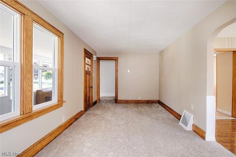 2507 Edwin Ave, Akron, OH 44314 photo 7